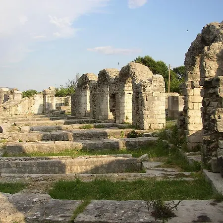 Διαμέρισμα Lucija *