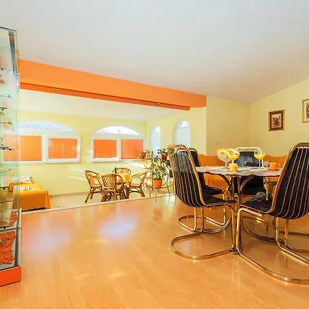 Apartament Lucija Kaštela